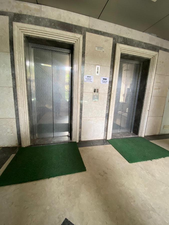 Hotel Airport Prime -Near Mumbai International Airport Andheri East Екстер'єр фото